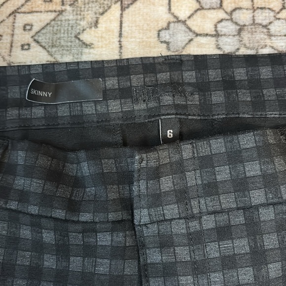 KUT FROM THE KLOTH 6 Elyse Checkered mid rise Skinny black plaid pants - Picture 3 of 12